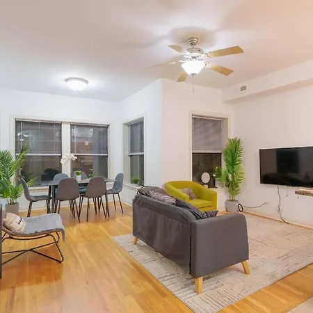 Cozy 3Br Hyde Park Oasis Near Uchi, Shops & Dining Apartment
